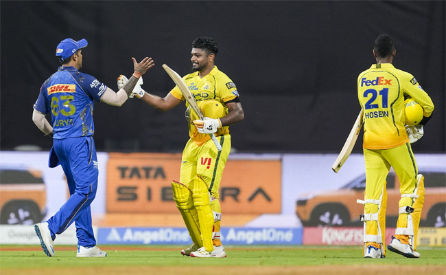 Why CSK players are wearing black armbands against MI in IPL 2026 clash